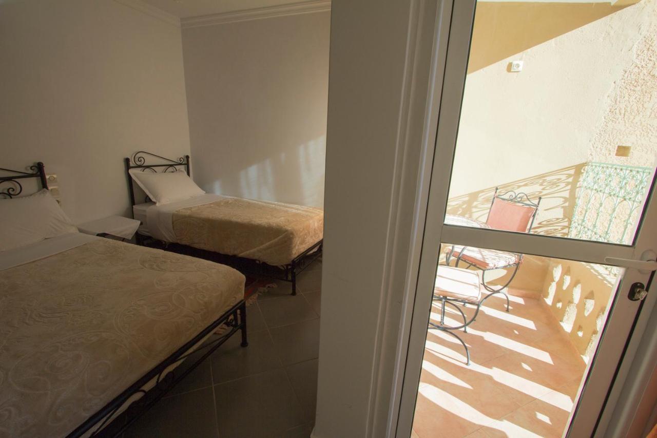 Kasbah Didis Hotel Ait Ougliff Exterior photo